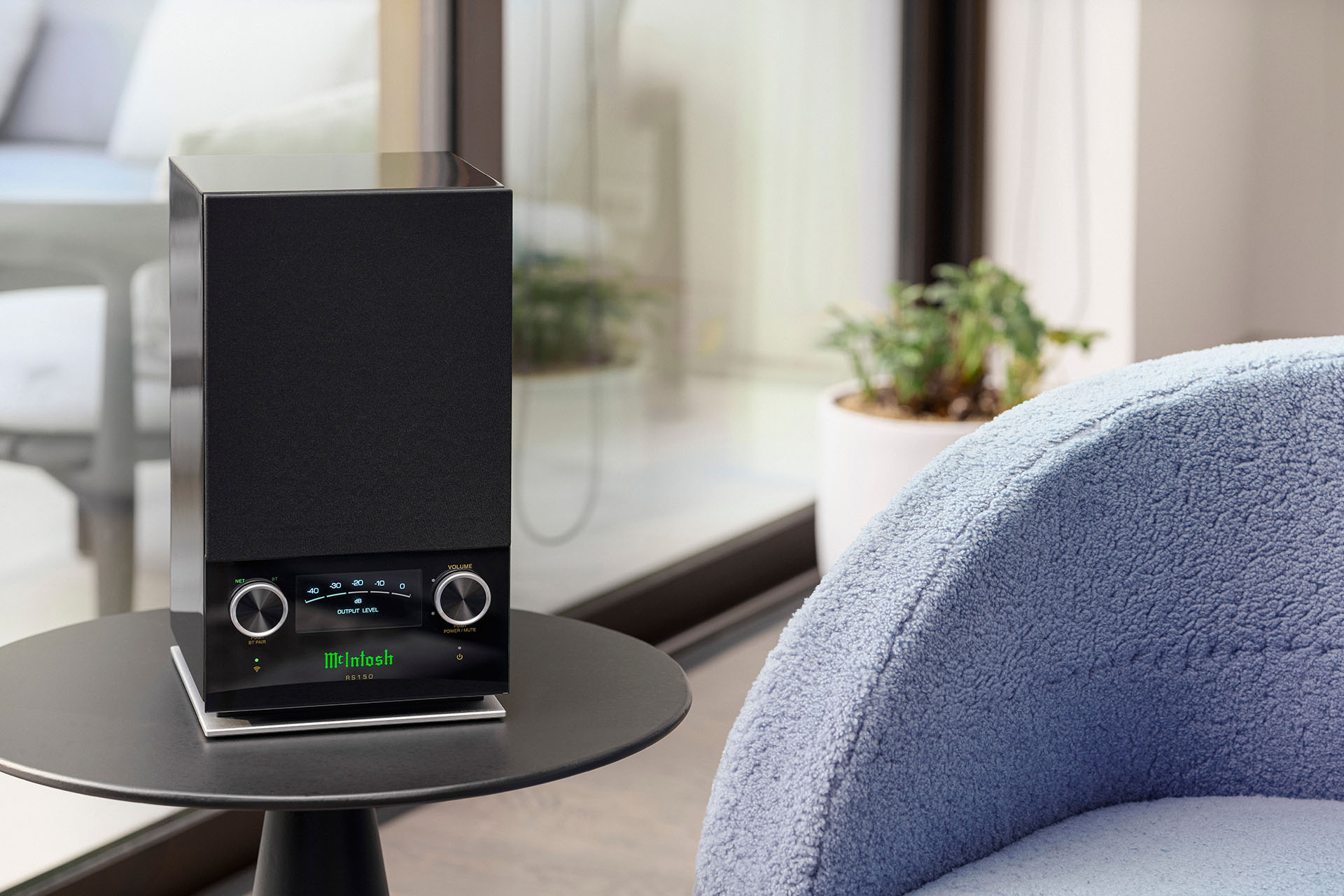 McIntosh RS150 Wireless Speaker