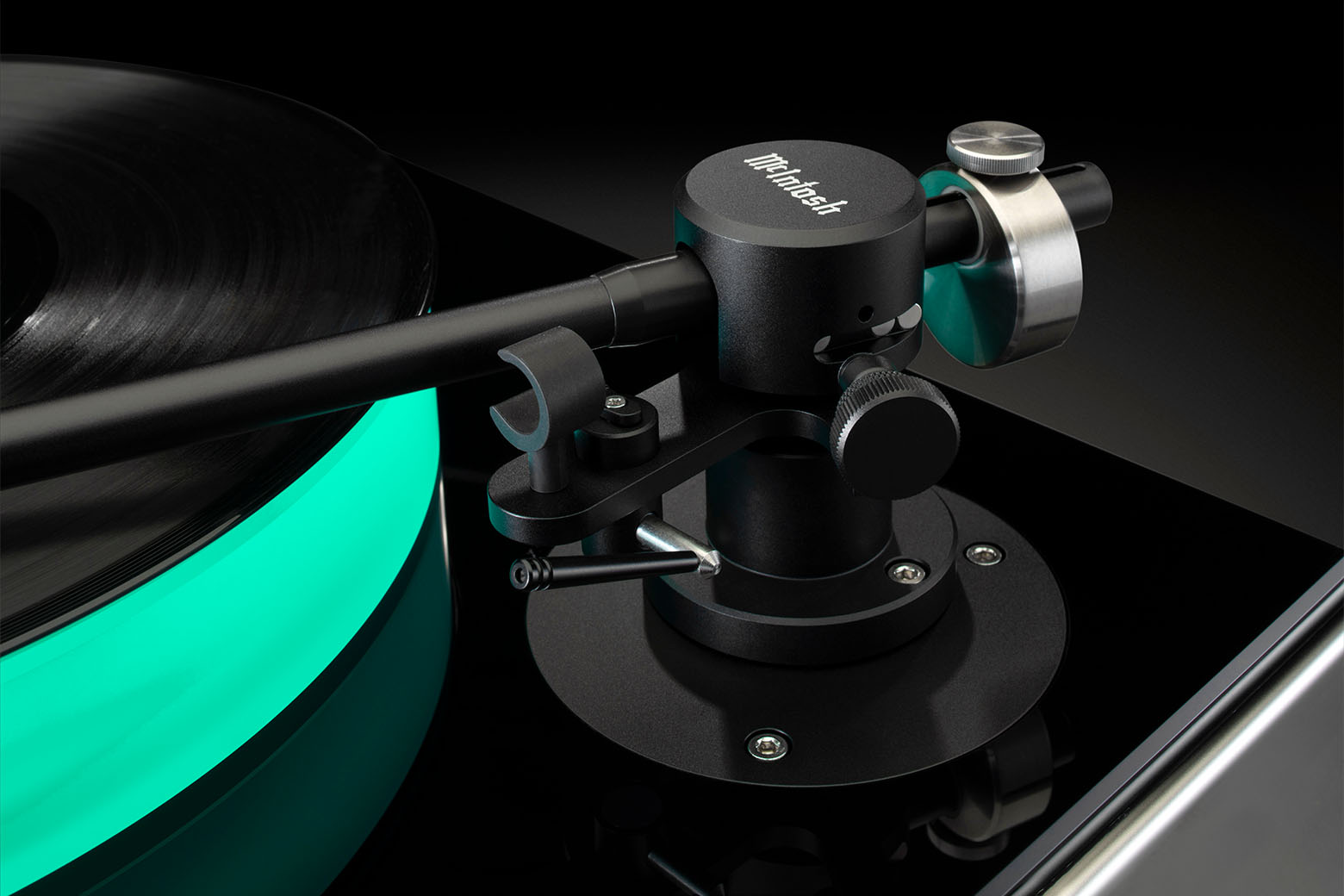 McIntosh MT5 Turntable